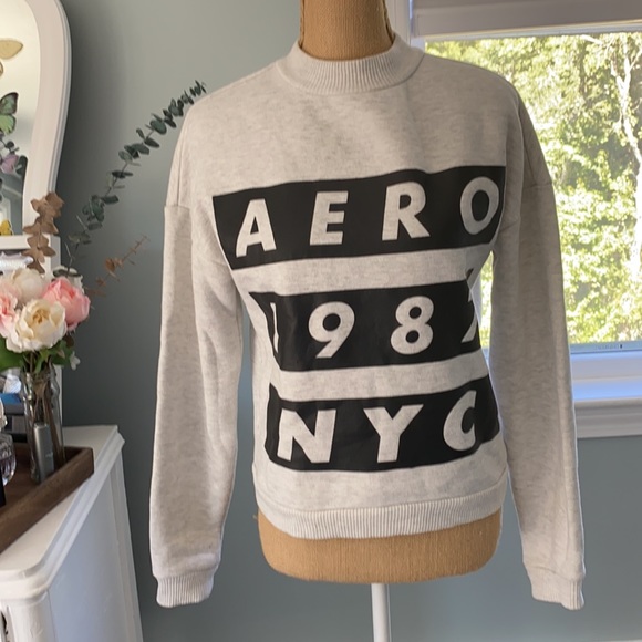 Aero Crop Long Sleeve Sweatshirt - Picture 2 of 11
